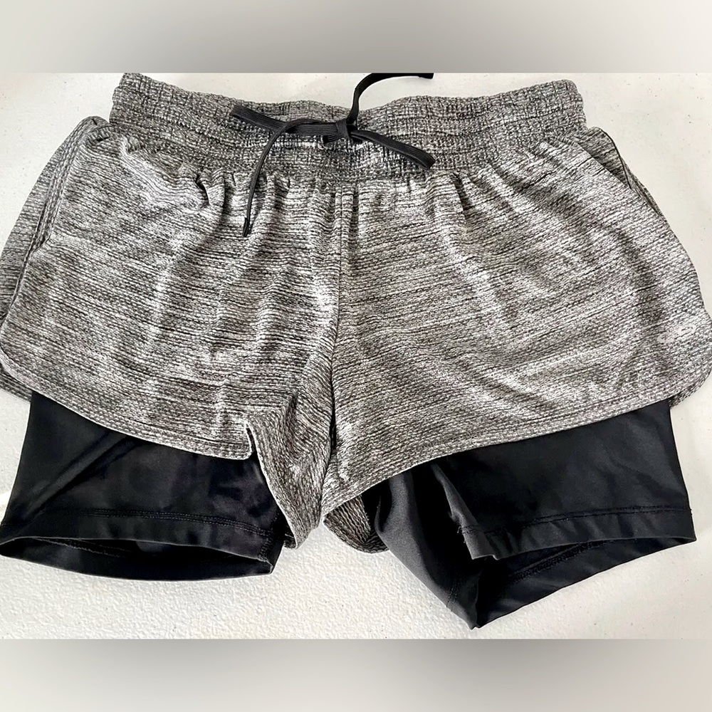 C9 CHAMPION Duo Dry womens 2 in 1  running athletic shorts gray/black XXL